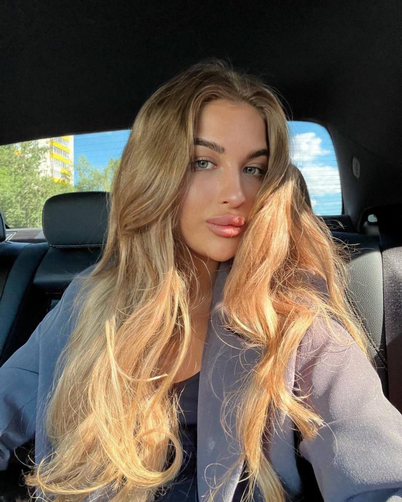 Эскортница Амели работающая в Москве