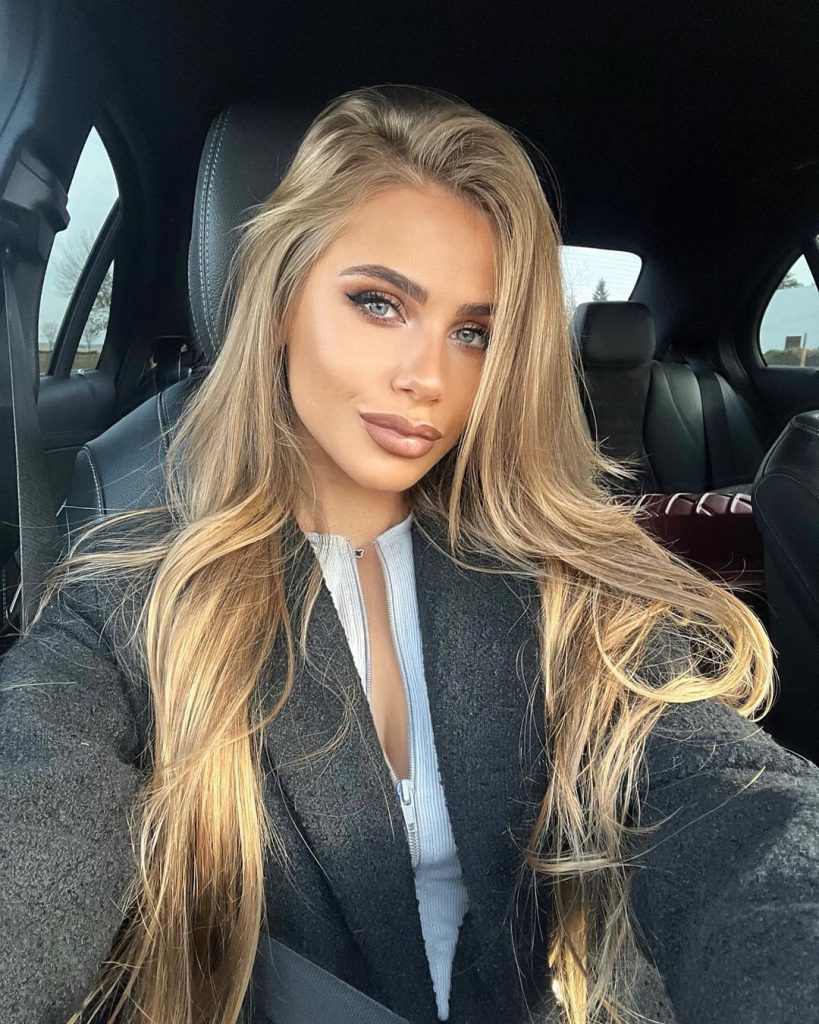 Эскортница Агата в Москве