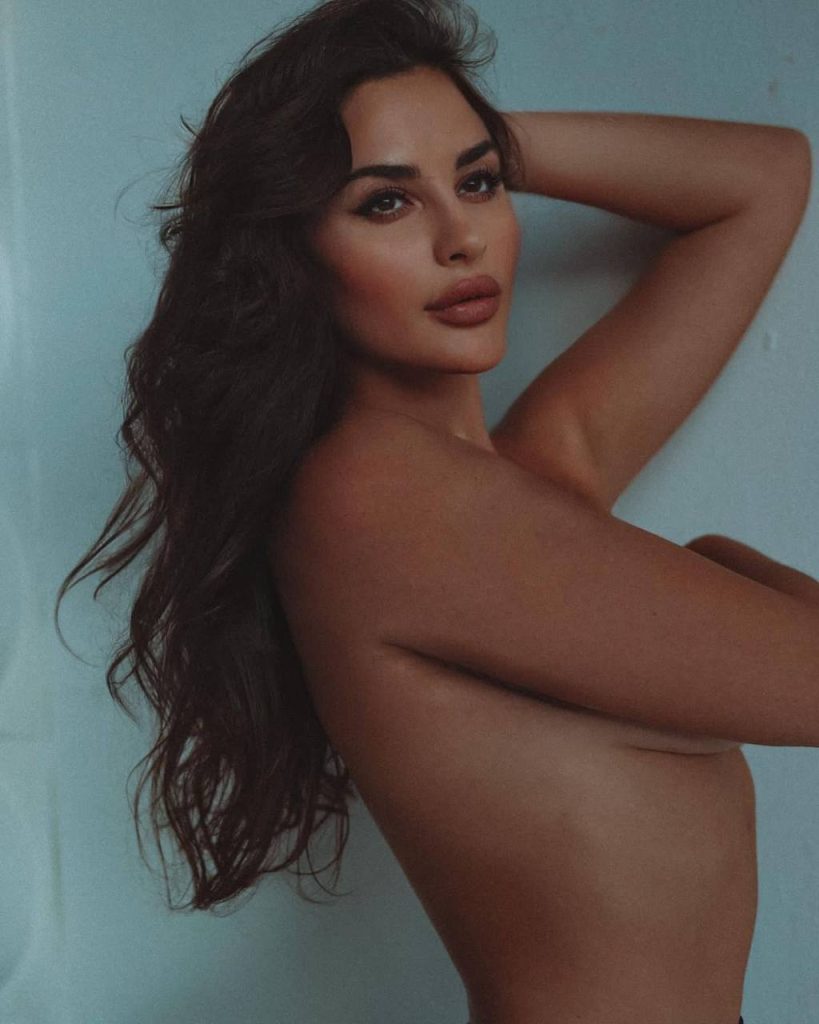 Эскортница Джоанна работающая в Москве