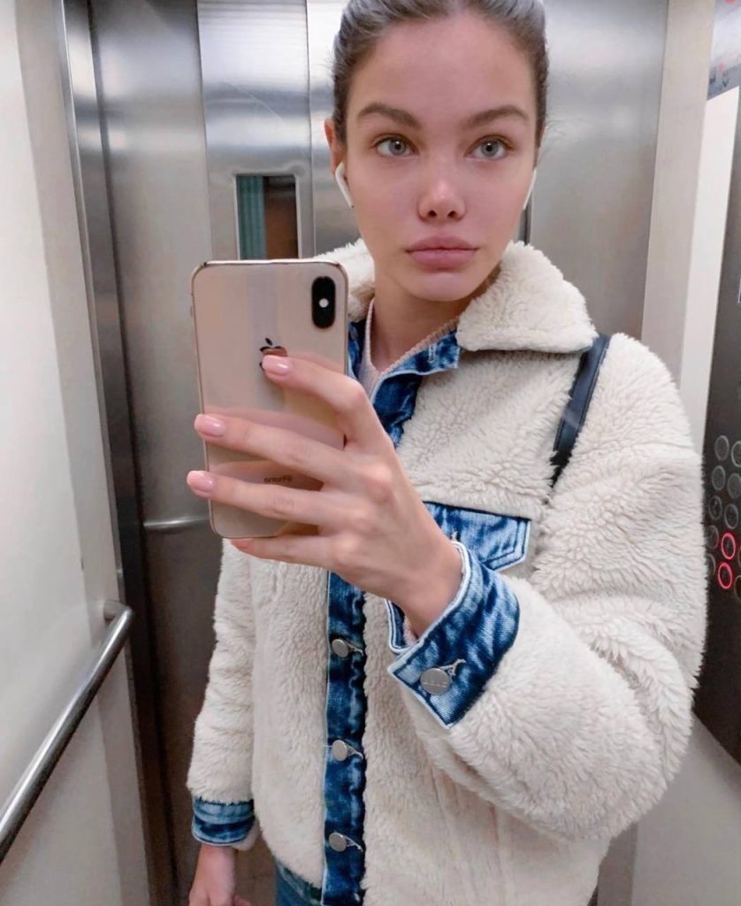 Элитная эскортница Бонни в Москве